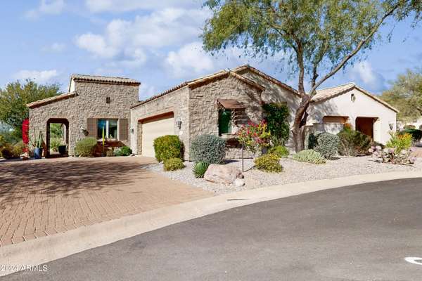 2744 S FIRST WATER Lane, Gold Canyon, AZ 85118