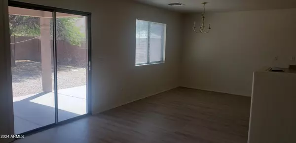 Phoenix, AZ 85041,3123 W PECAN Road