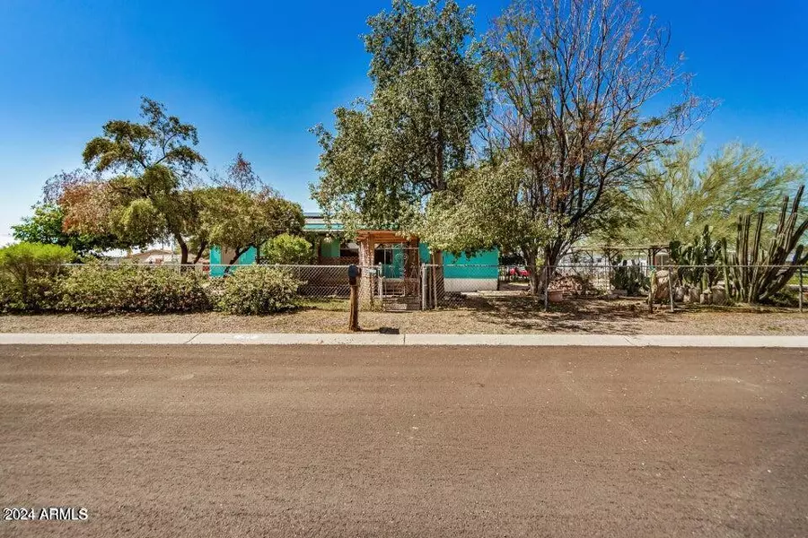 202 S 90TH Place, Mesa, AZ 85208