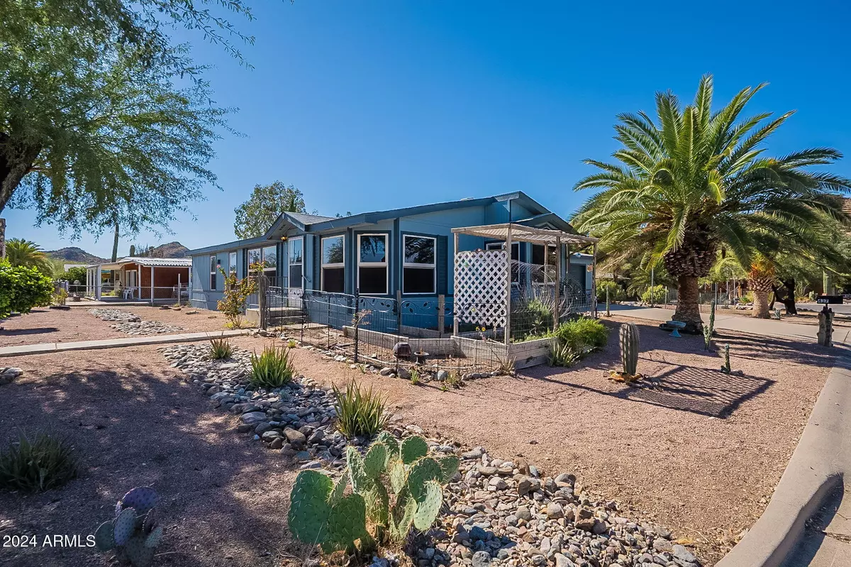 Queen Valley, AZ 85118,437 W MORRIS Circle