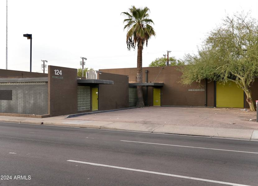 124 W MCDOWELL Road, Phoenix, AZ 85003