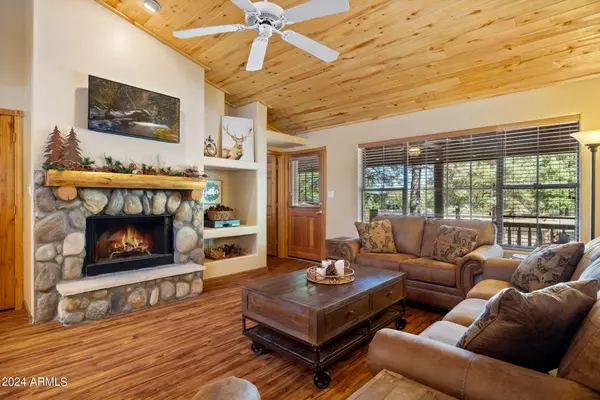 Overgaard, AZ 85933,2708 PALOMINO Trail