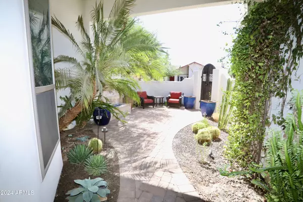 Tempe, AZ 85284,1928 E GREENTREE Drive