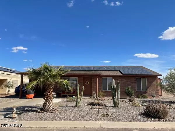 15031 S PADRES Road, Arizona City, AZ 85123