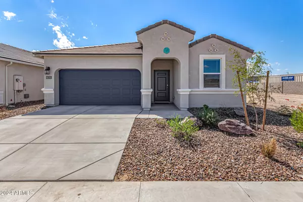 8255 W BANKS Court, Florence, AZ 85132