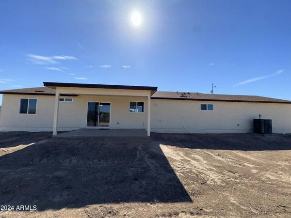 Wittmann, AZ 85361,25823 W Denver Hills Drive