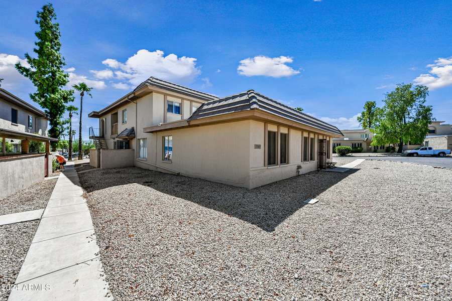 17009 E CALLE DEL ORO -- #D, Fountain Hills, AZ 85268