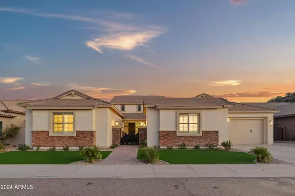 5833 W DESPERADO Way, Phoenix, AZ 85083