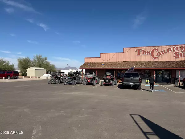 Salome, AZ 85348,41625 Highway 60 --