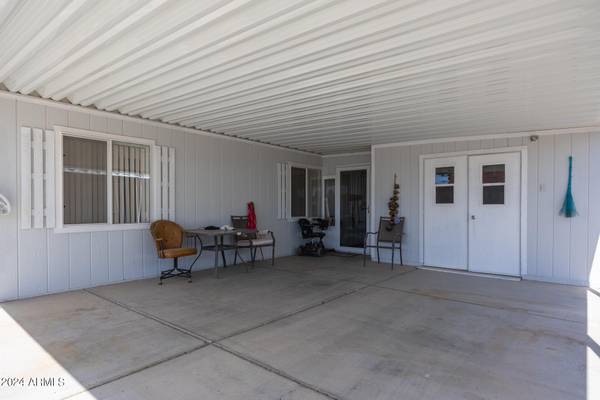 Casa Grande, AZ 85122,2054 N THORNTON Road #110