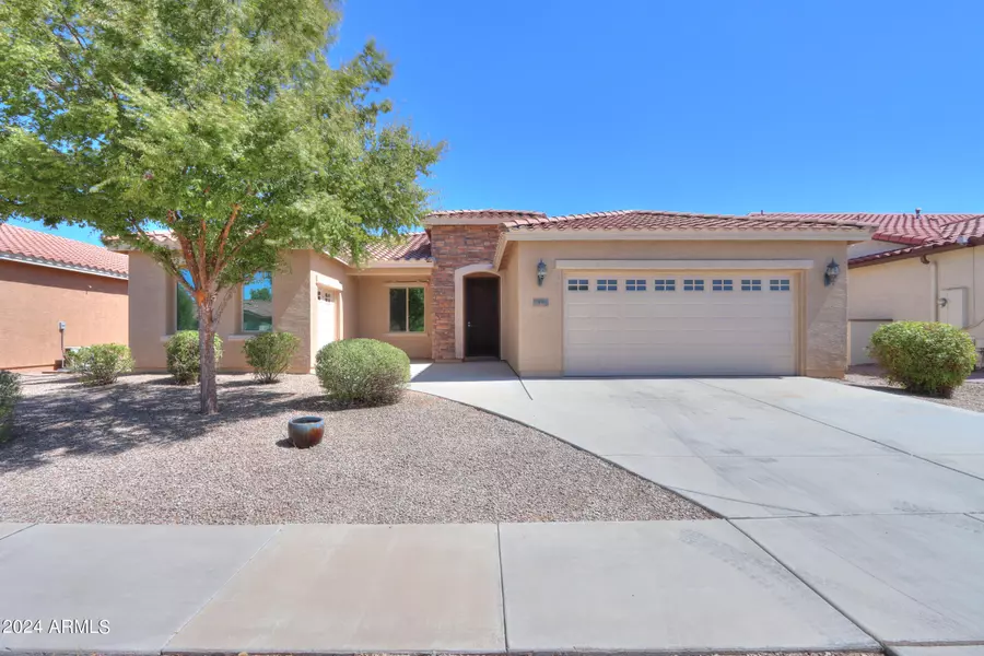 20 N AGUA FRIA Lane, Casa Grande, AZ 85194