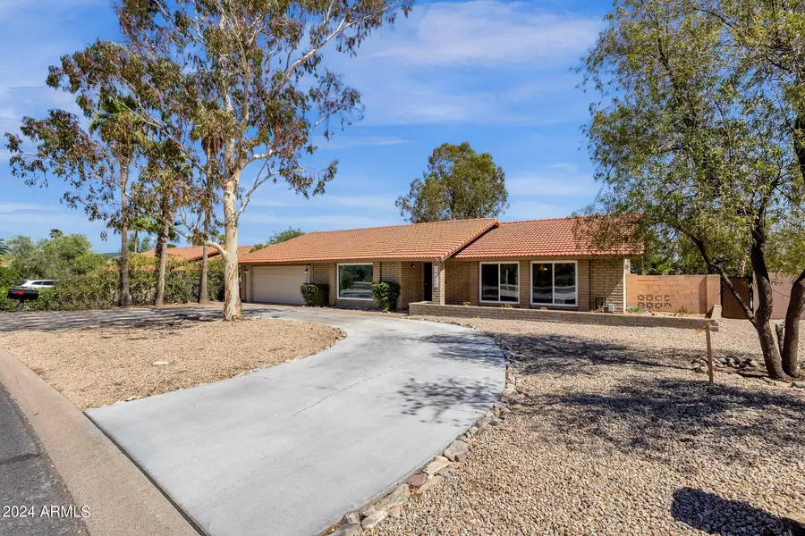 14015 N HAMPSTEAD Drive, Fountain Hills, AZ 85268