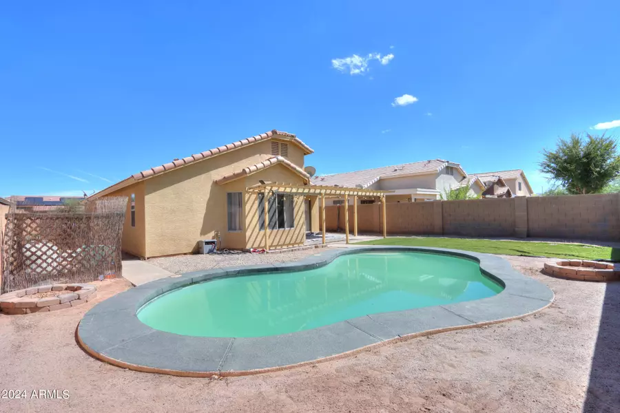 1043 N AGAVE Street, Casa Grande, AZ 85122