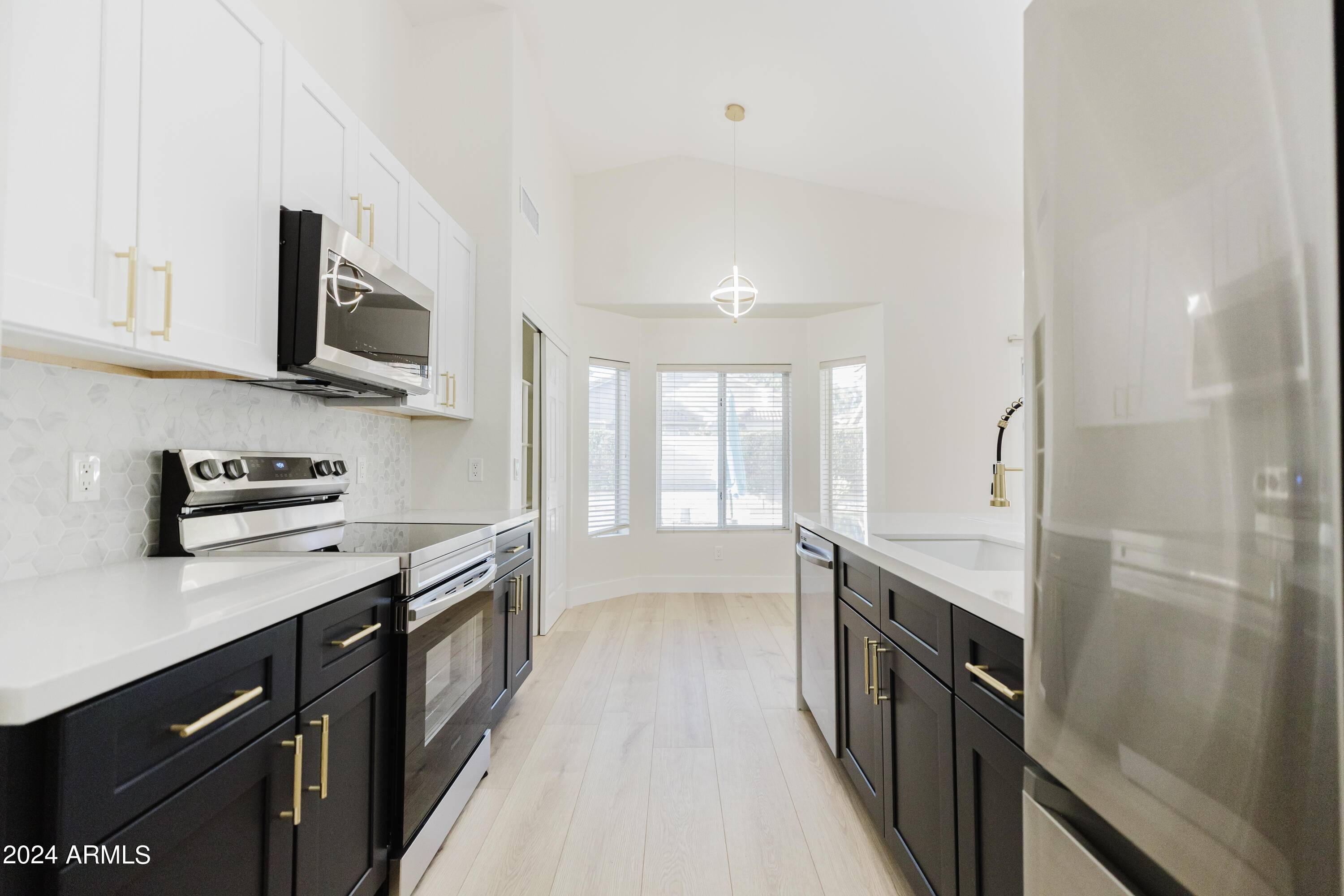 3534 E Windmere Drive, Phoenix, AZ 85048