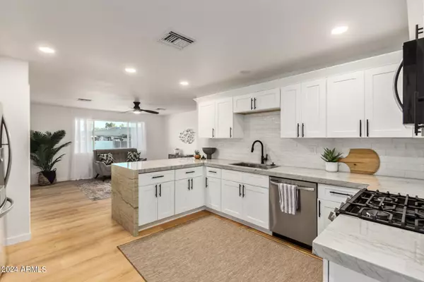 Scottsdale, AZ 85257,8125 E SHERIDAN Street