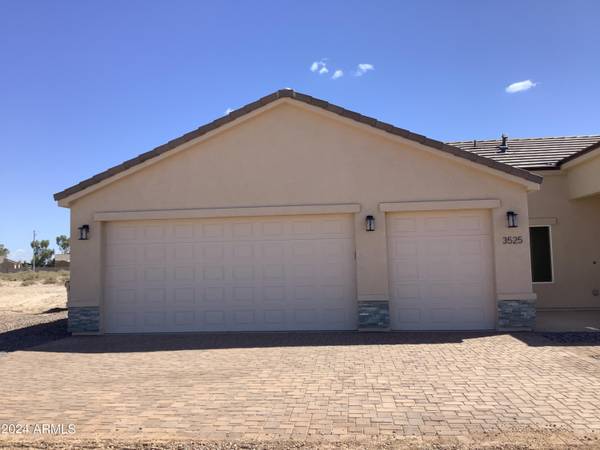 Eloy, AZ 85131,3525 N JUNIPER Drive