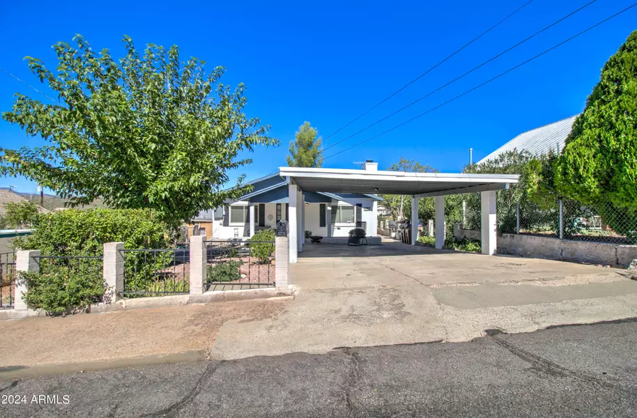 415 E Mesquite Street, Globe, AZ 85501