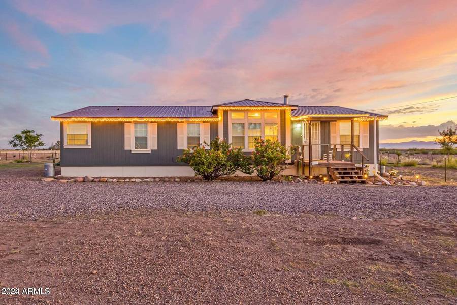 8727 N HIGHWAY 191 --, Mcneal, AZ 85617