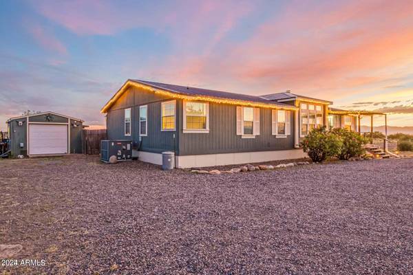 Mcneal, AZ 85617,8727 N HIGHWAY 191 --