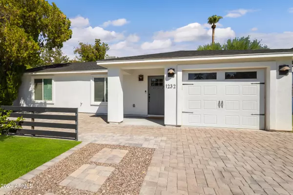 Phoenix, AZ 85014,1232 E OREGON Avenue