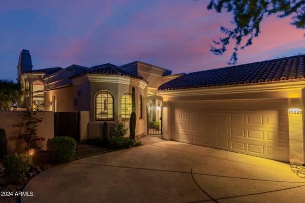 13527 E SUMMIT Drive, Scottsdale, AZ 85259