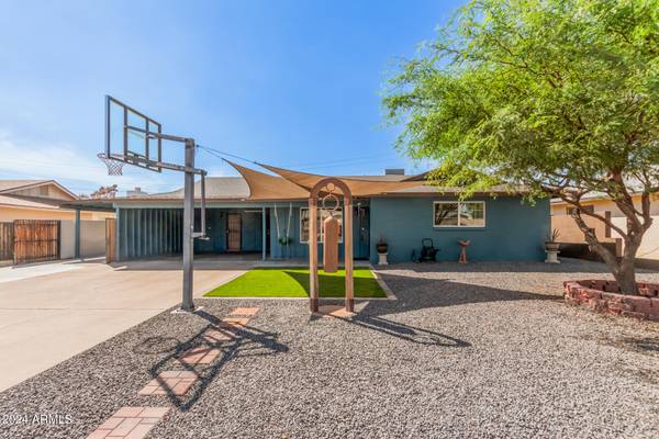 5110 N 40TH Drive, Phoenix, AZ 85019