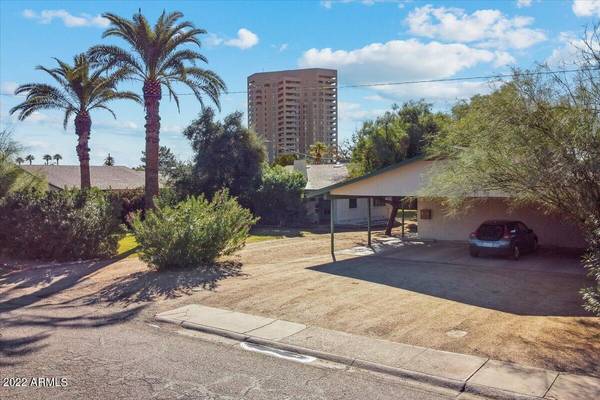 Phoenix, AZ 85014,921 E WELDON Avenue