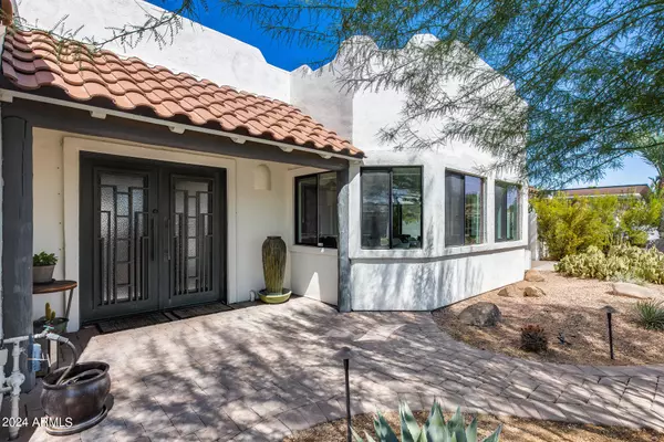 Paradise Valley, AZ 85253,7042 E ORANGE BLOSSOM Lane