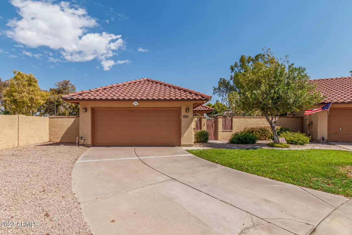 Phoenix, AZ 85044,12374 S SHOSHONI Drive