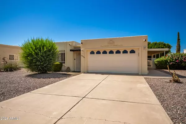 9327 E SUN LAKES Boulevard, Sun Lakes, AZ 85248