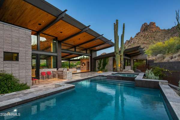 Scottsdale, AZ 85262,10134 E CAVEDALE Drive