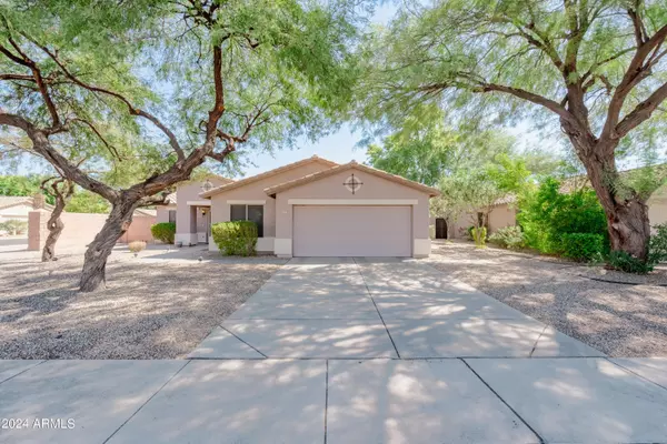 2171 S PORTLAND Avenue, Gilbert, AZ 85295