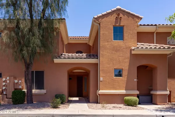 Chandler, AZ 85225,955 E KNOX Road #117