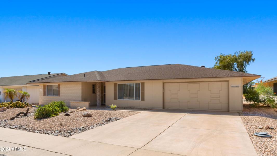 13223 W GAUCHO Drive, Sun City West, AZ 85375