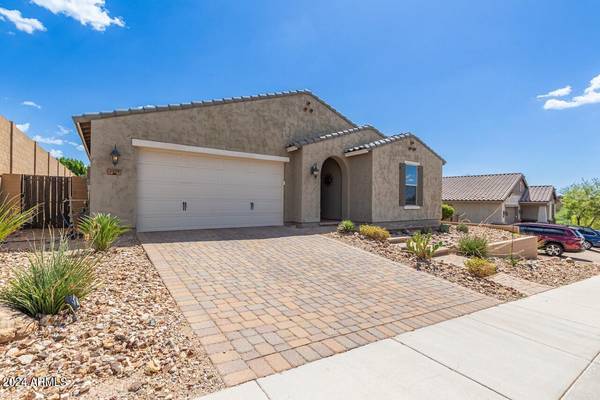 Phoenix, AZ 85085,2929 W AMBER SUN Drive