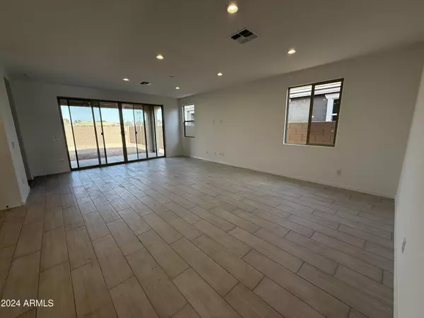 Glendale, AZ 85302,5326 W MANZANITA Drive