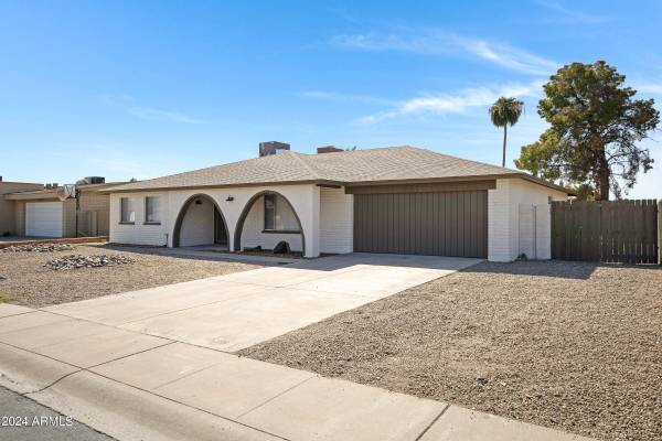 Glendale, AZ 85304,4511 W ASTER Drive