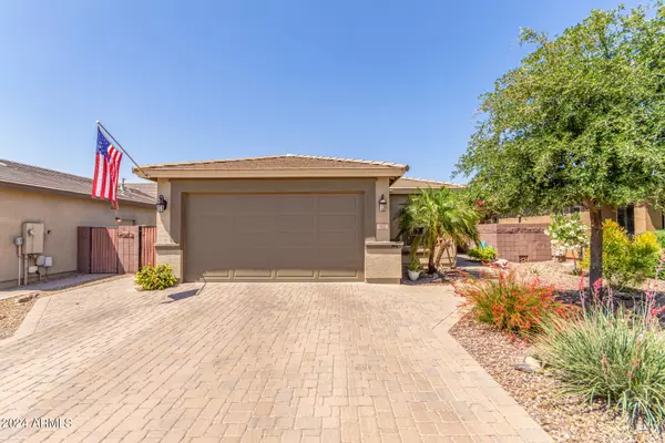 San Tan Valley, AZ 85140,552 W HONEY LOCUST Avenue