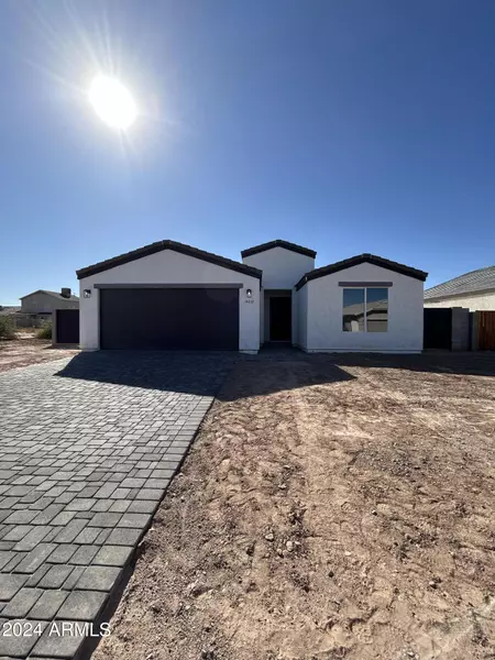 14612 S Padres Road, Arizona City, AZ 85123