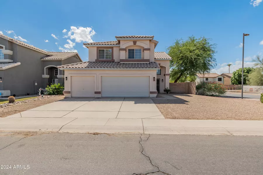 253 E SHERRI Drive, Gilbert, AZ 85296