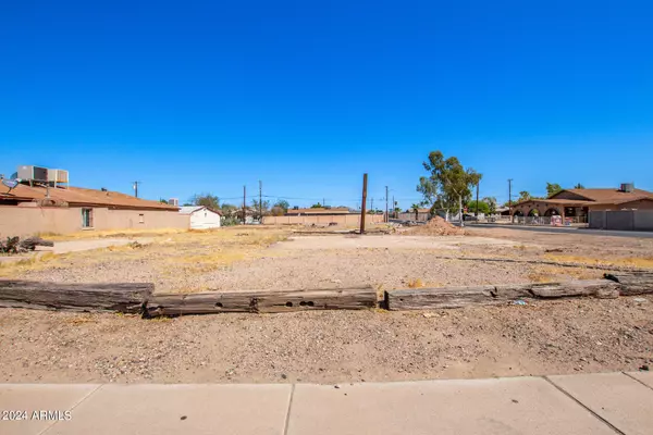 El Mirage, AZ 85335,13513 N B Street #18