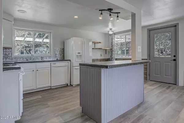 Pine, AZ 85544,3276 N Juniper Trail