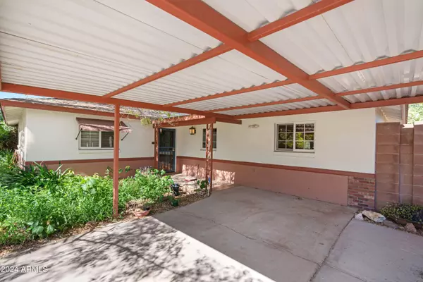 Phoenix, AZ 85016,1828 E PALO VERDE Drive