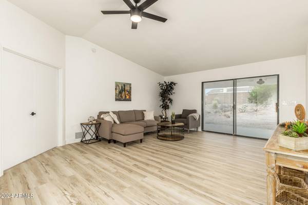 Tucson, AZ 85741,3310 W GREEN RIDGE Drive