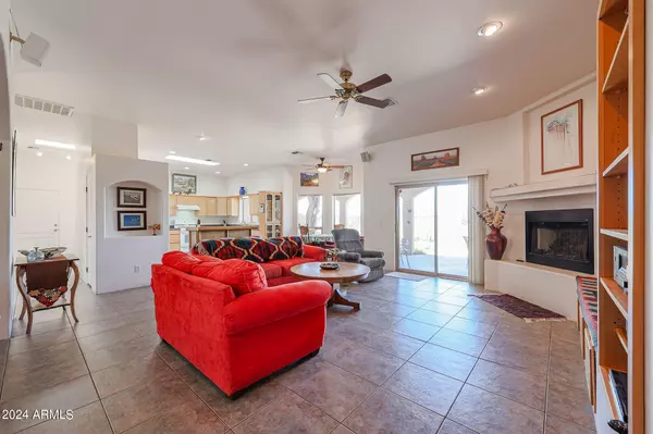 Wickenburg, AZ 85390,1880 W Roderick Lane