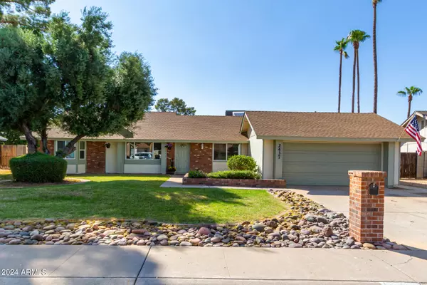 2437 W SAINT MORITZ Lane,  Phoenix,  AZ 85023