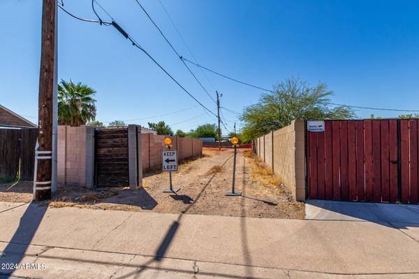 Phoenix, AZ 85006,2141 E Monte Vista Road #10