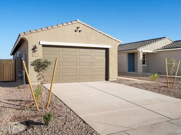 San Tan Valley, AZ 85143,3086 E HAYDEN ROSE Avenue