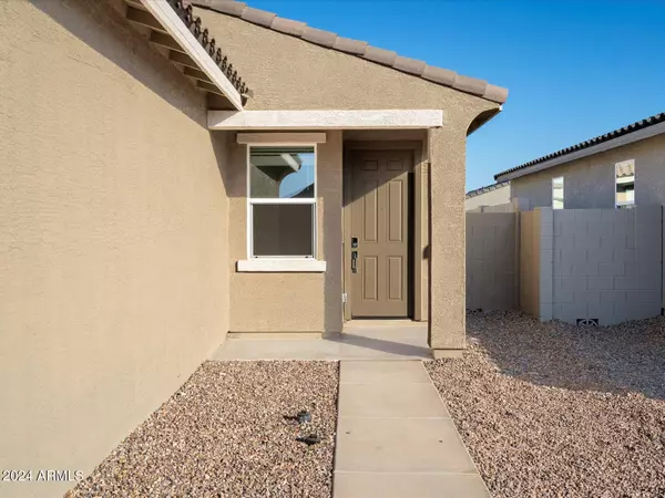 San Tan Valley, AZ 85143,3086 E HAYDEN ROSE Avenue