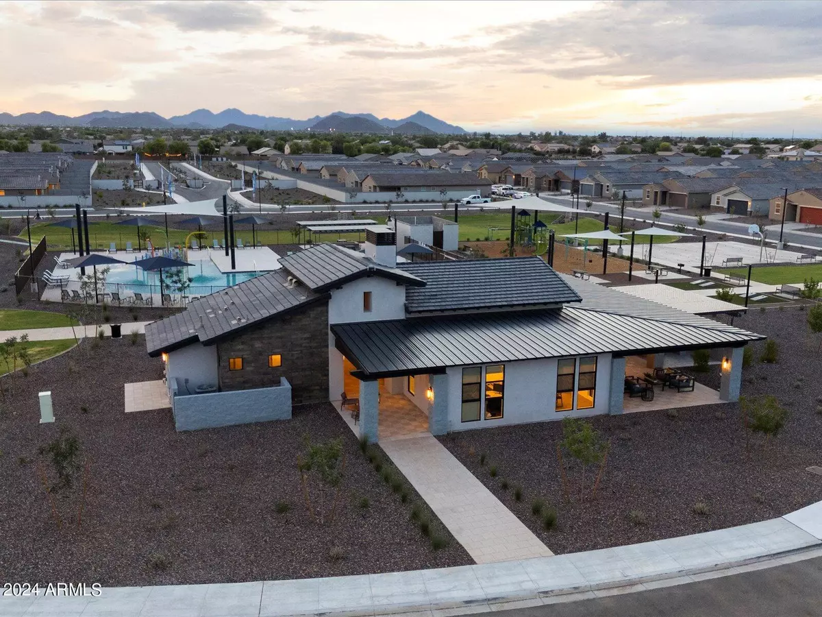 San Tan Valley, AZ 85143,3337 E ALEXANDER Drive